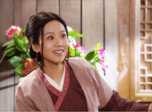 娱乐吃瓜妹闫妮小说免费阅读,娱乐圈的瓜田秘闻，免费阅读大揭秘